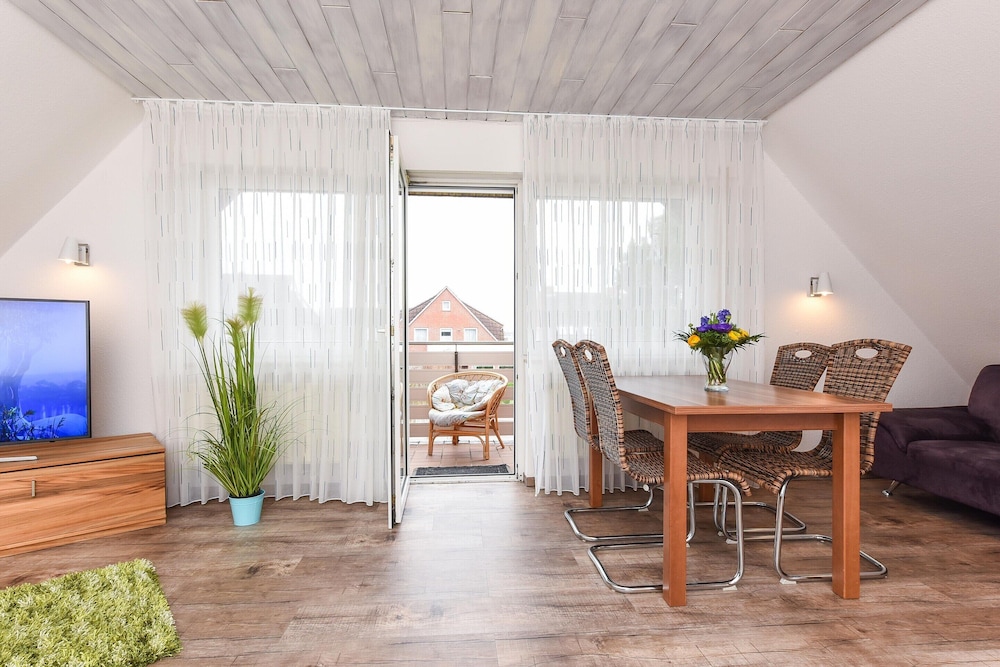 Gemuetliche Ferienwohnung mit Balkon in Bensersiel