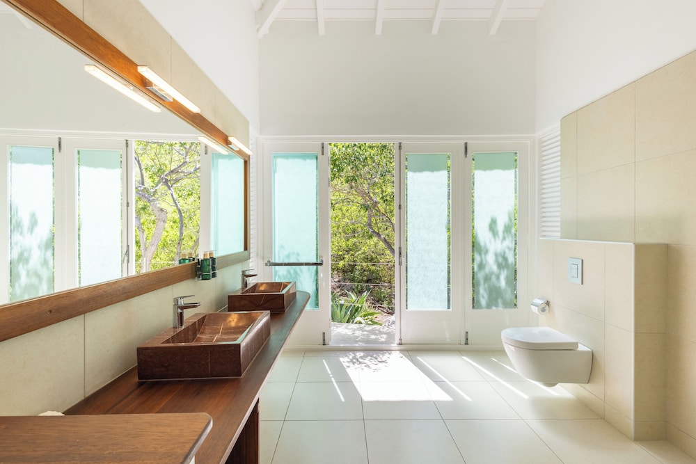 Coral Estate Holidays