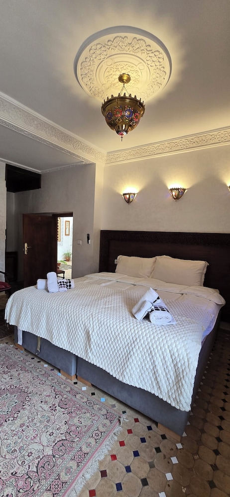 RIAD RAHBA FEZ