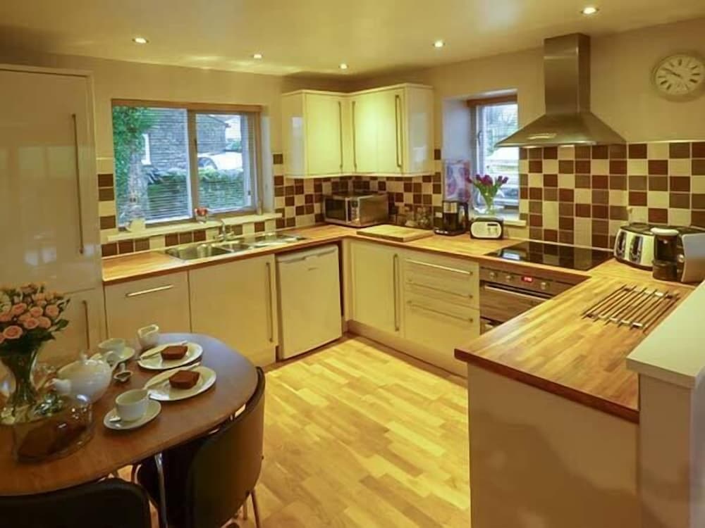 Bridleway Cottage view 5