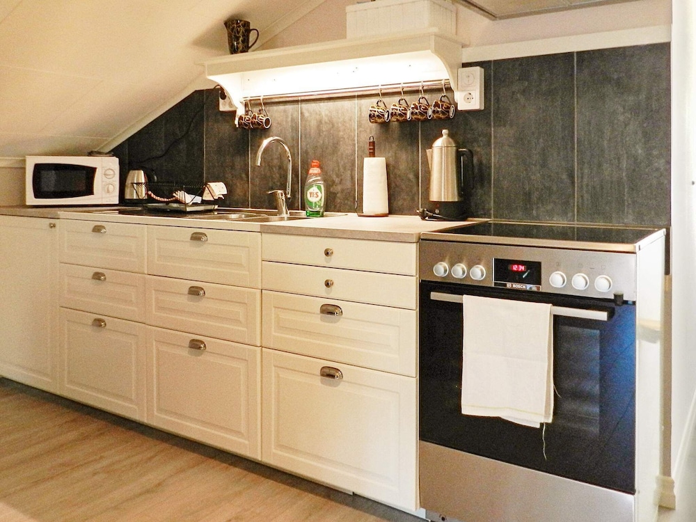 6 Person Holiday Home in Lysekil view 4