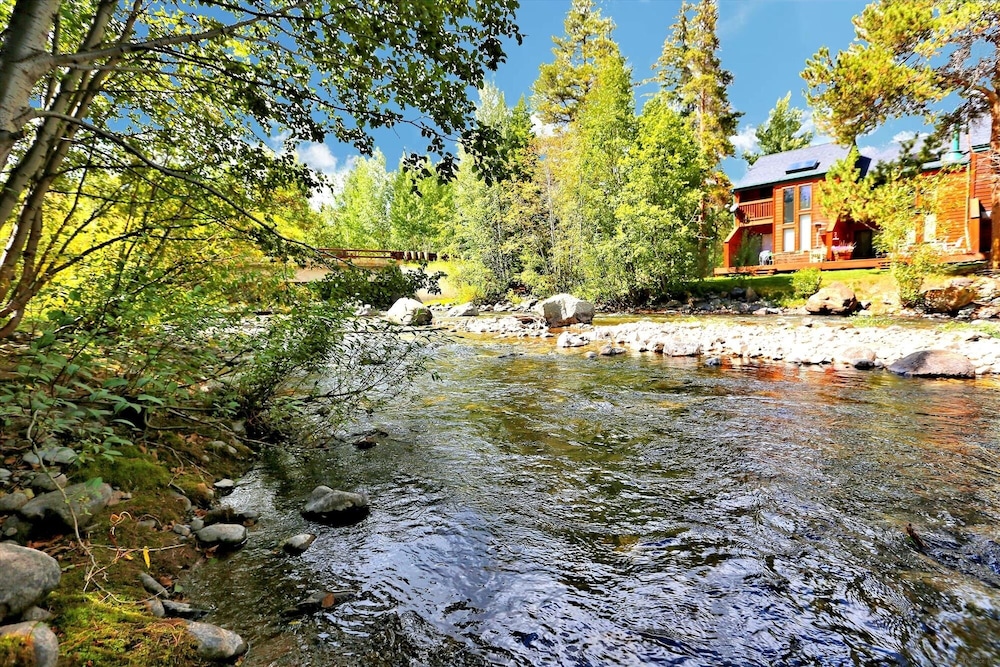 River Glen 107c 2 Bedroom Condo