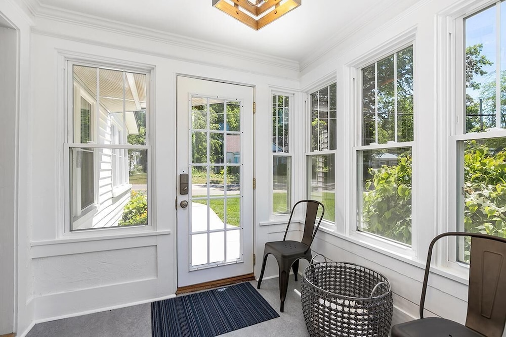 Saugatuck Harbor House