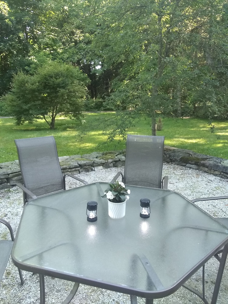 Tanglewood Suites - Property Image 3