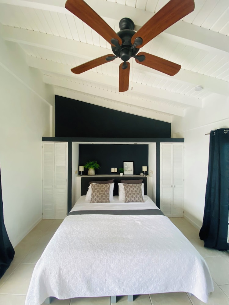 La Pura Vista Resort