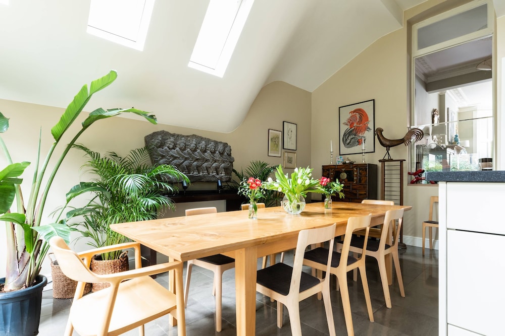 Poplar Grove II by Onefinestay