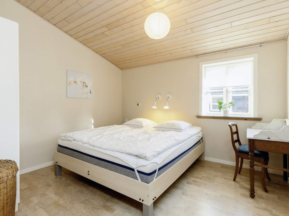 6 Person Holiday Home in Nysted, photo 16