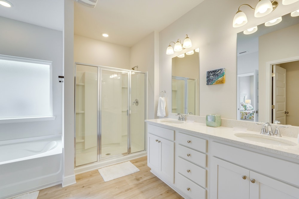 Port St Joe Home w/ Beach & Boardwalk Access!