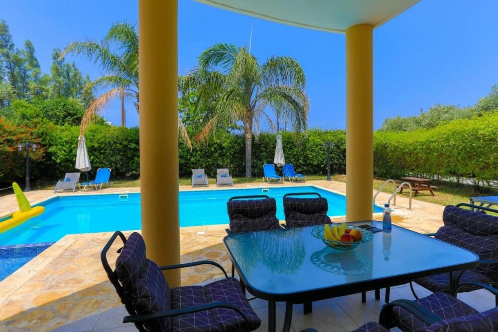 Villa Tsikkos Ena in Argaka