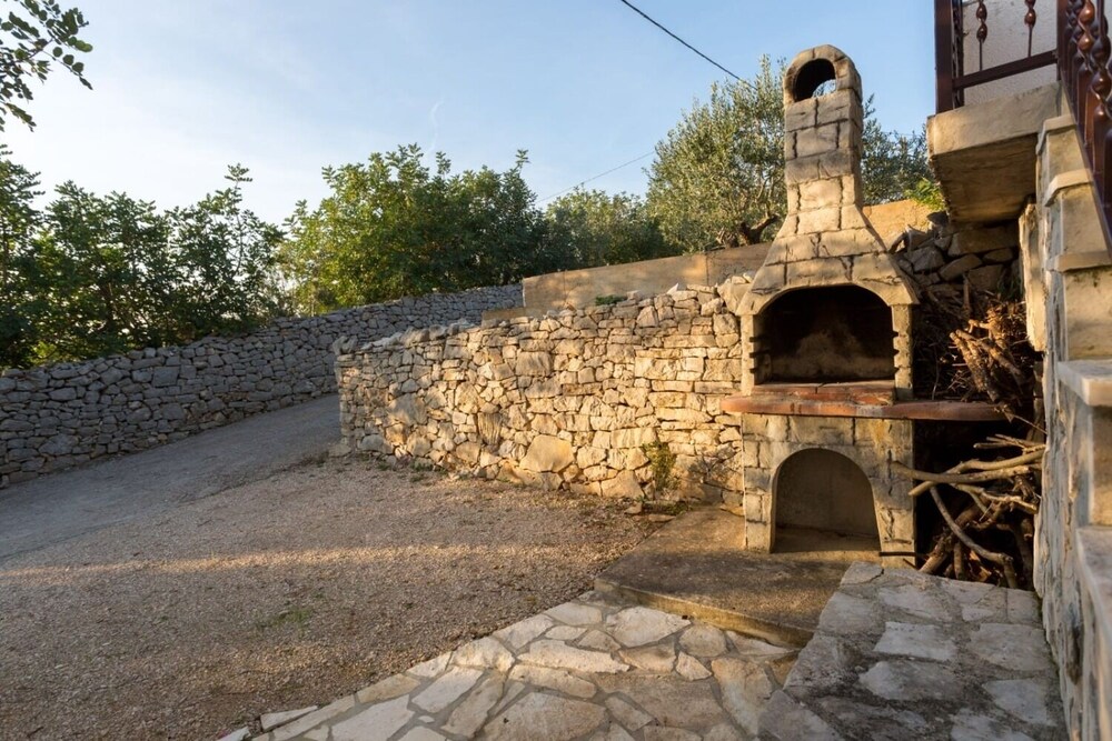 Petra - 50 m From Pebble Beach - A2-donji view 5