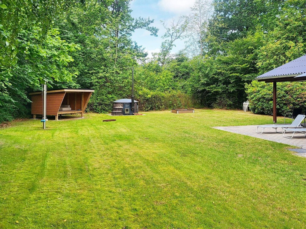 6 Person Holiday Home in Glesborg view 4