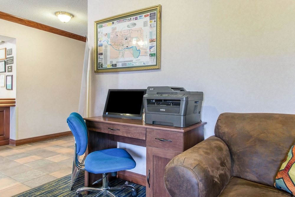 Titusville Vacations - Quality Inn  Suites - Property Image 5