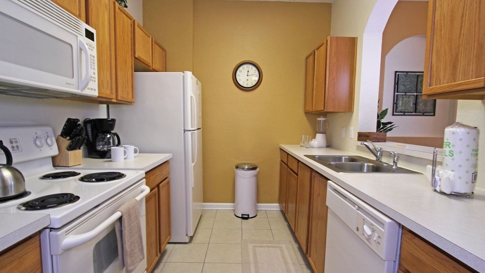 Windsor Hills Resort 3 Bedroom 3rd Floor Condo with Lake View 3 Condo