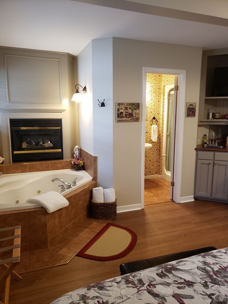 627 On King Bed and Breakfast