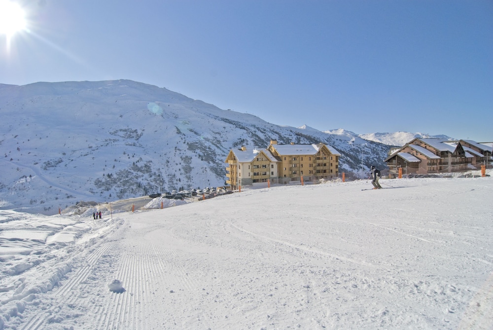 Valmeinier Vacations - Madame Vacances Residence Le Vermont - Property Image 3