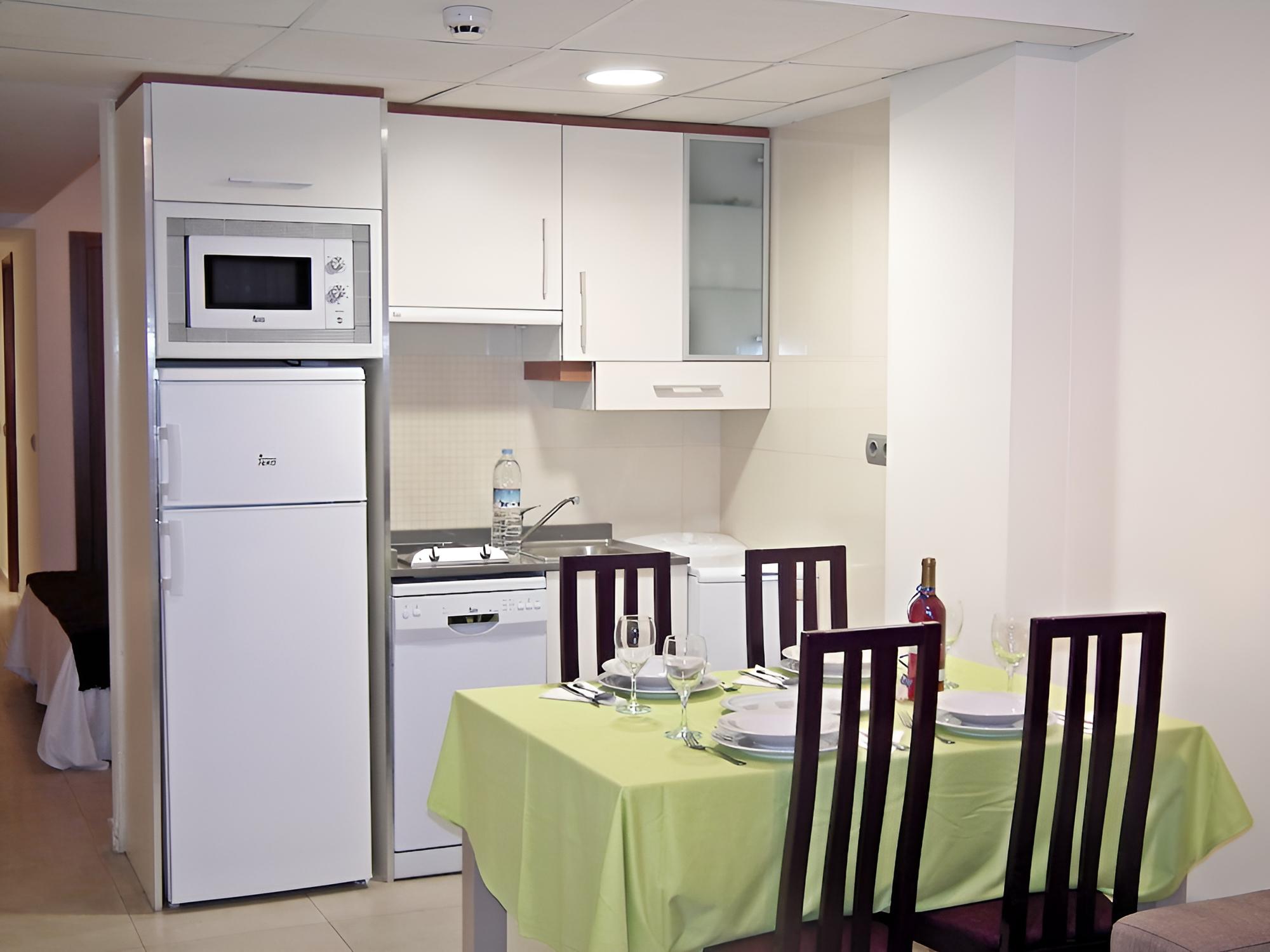 Apartamentos Turisticos Marina Rey view 3