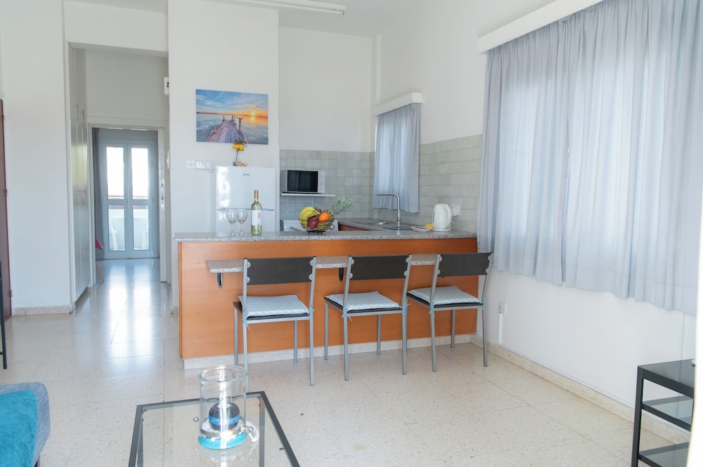 Themis Apartments
