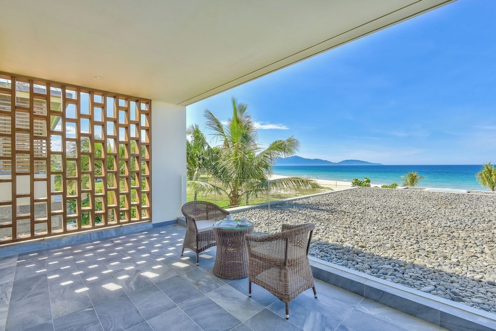 The Ocean Villa Da Nag By Abogo