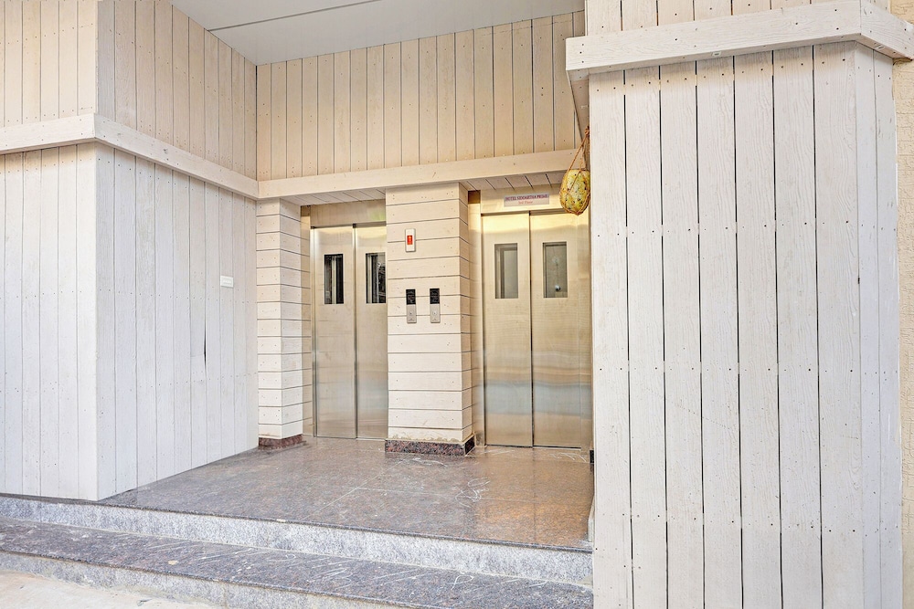 Fabhotel Siddarth Prime