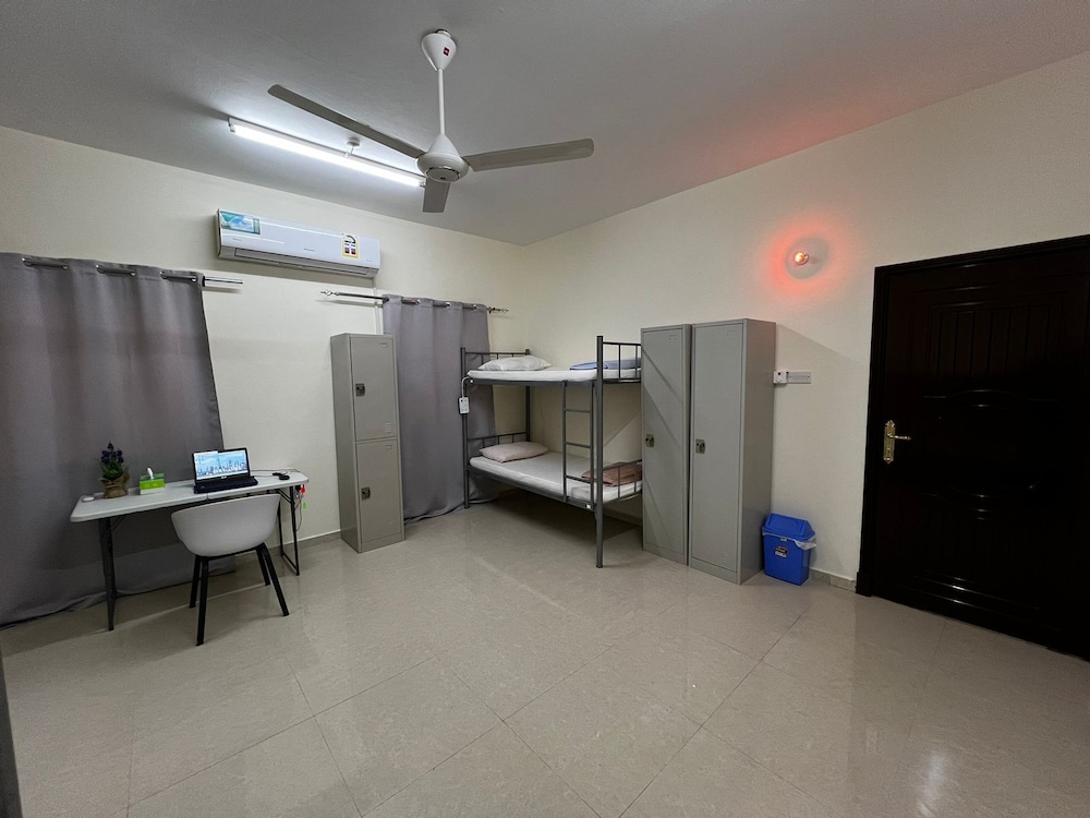 Viva Hostel Group Muscat view 4