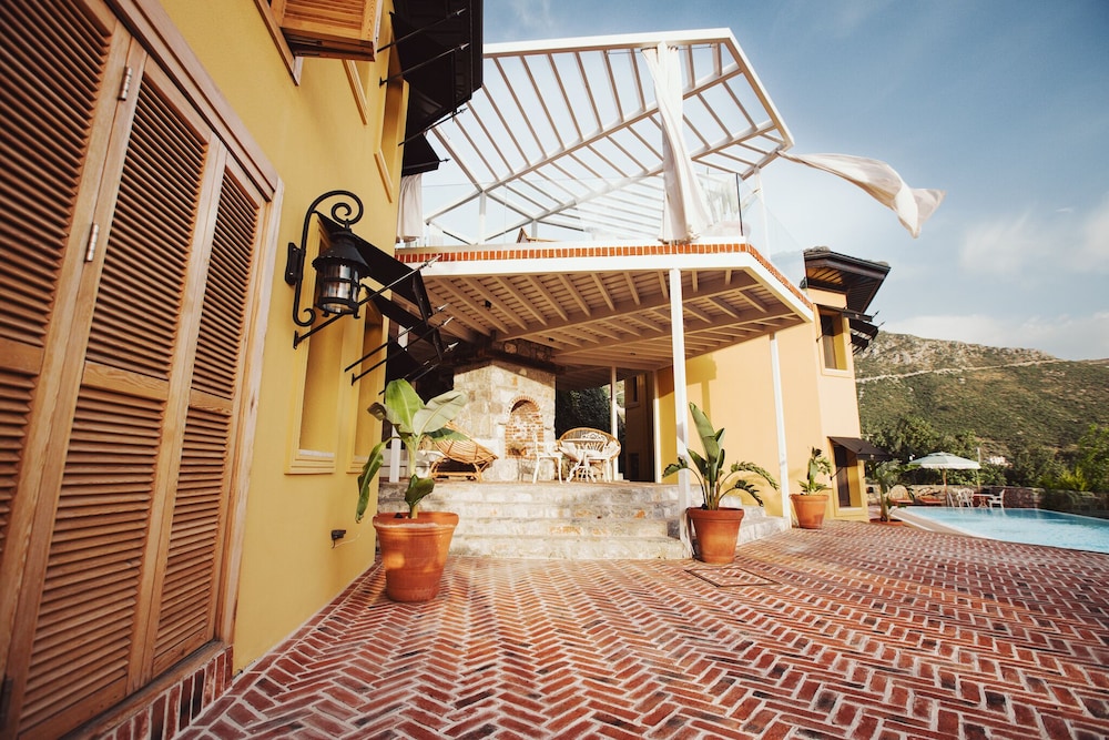 Panjur Otel Söğüt Köyü - Image 22