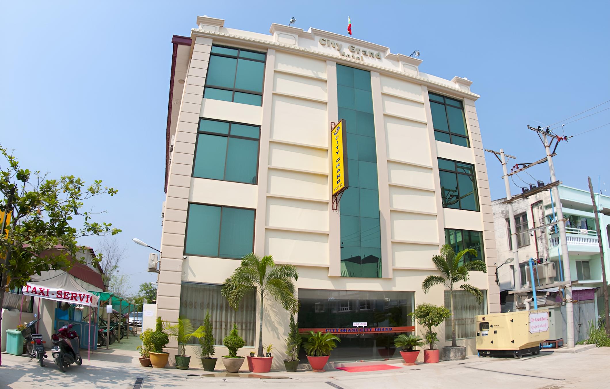 City Grand Hotel