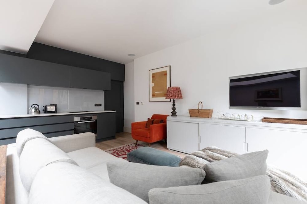 Westgate Terrace VI by Onefinestay