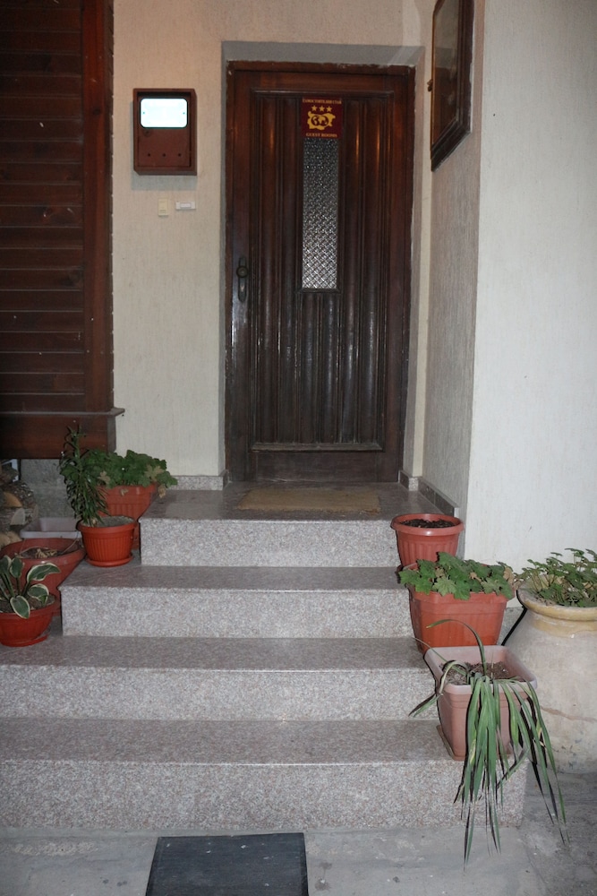 Guest House Liliya