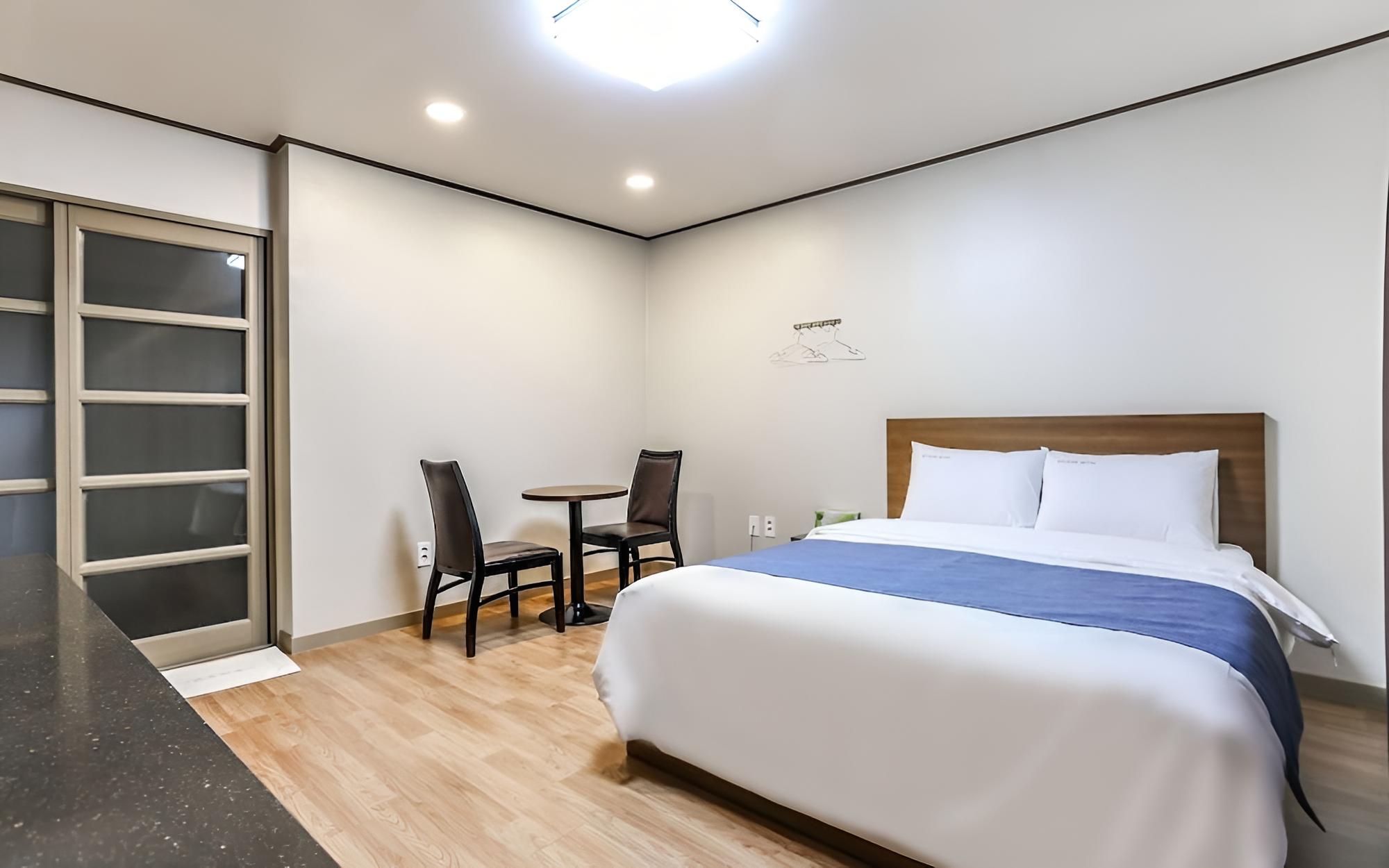 Hyundae Motel