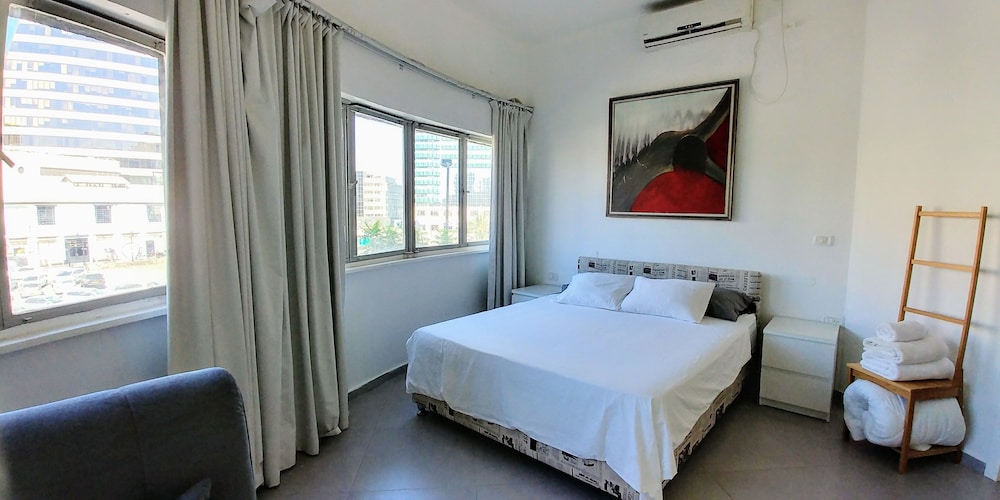 Begin19 Apartment Hotel