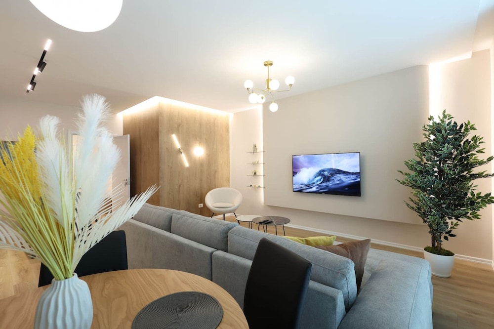 Grandstay Apartments 008