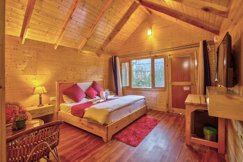 Attic Cottage by Dumnu Homes view 2