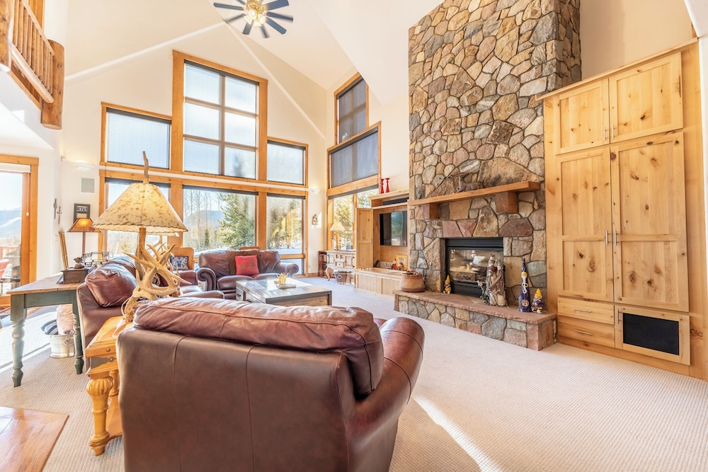 94 Ryan Gulch Road