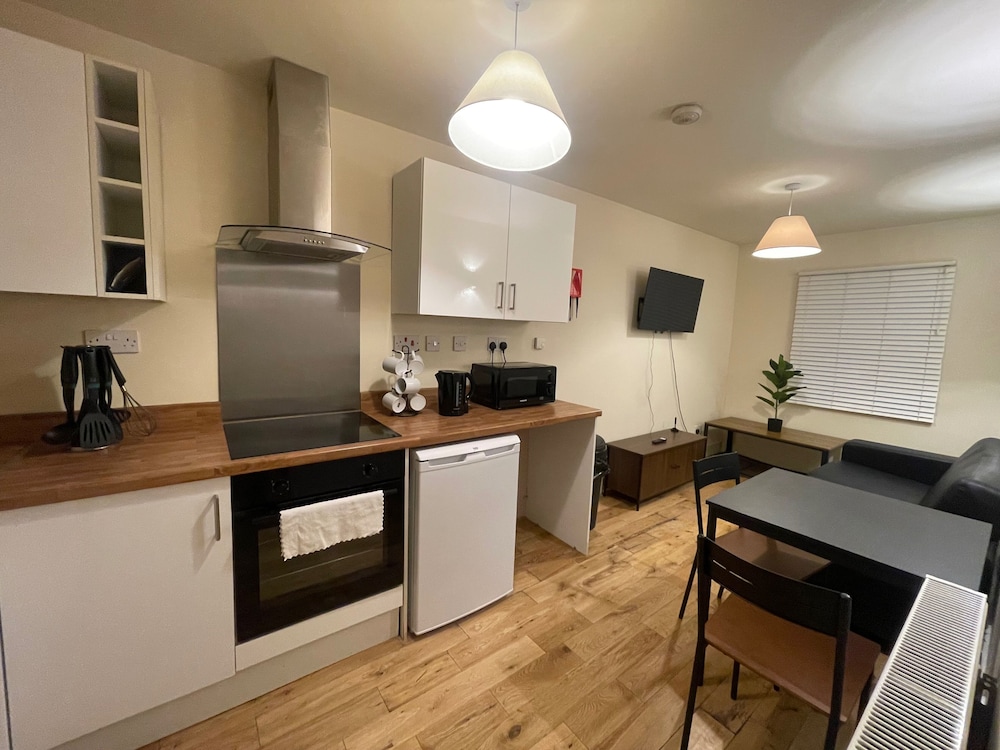 2 Bed Apartment/ Tower Bridge / Big Ben /the Shard