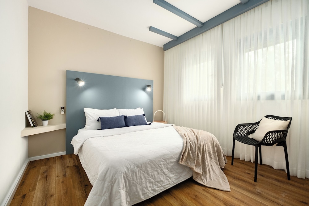 Royal Park Apt Resort by Sea N Rent