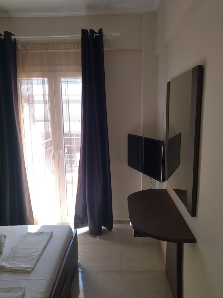 Haus Jorgos by Booking Kottas view 3