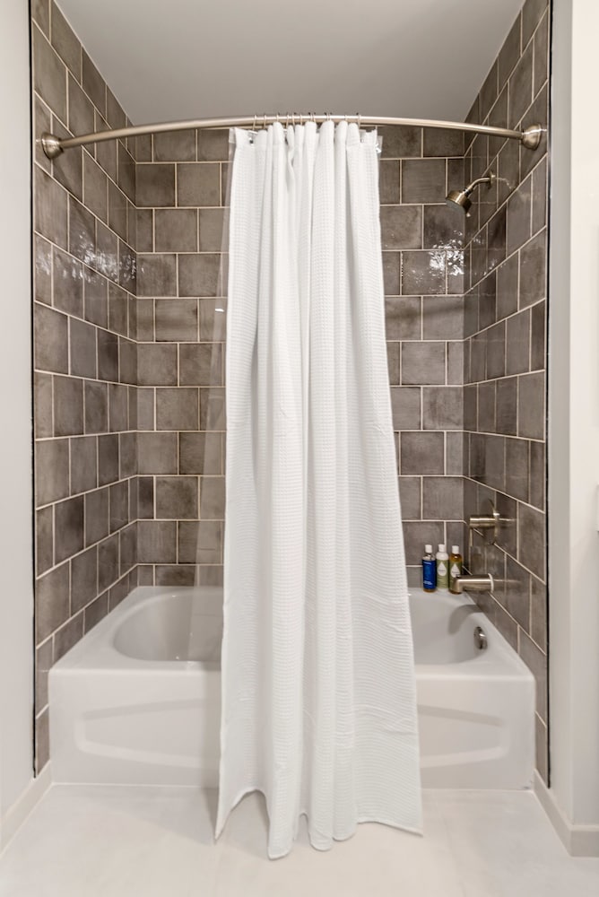 Group Hub 3 Designer 2BR Steps to Mag Mile