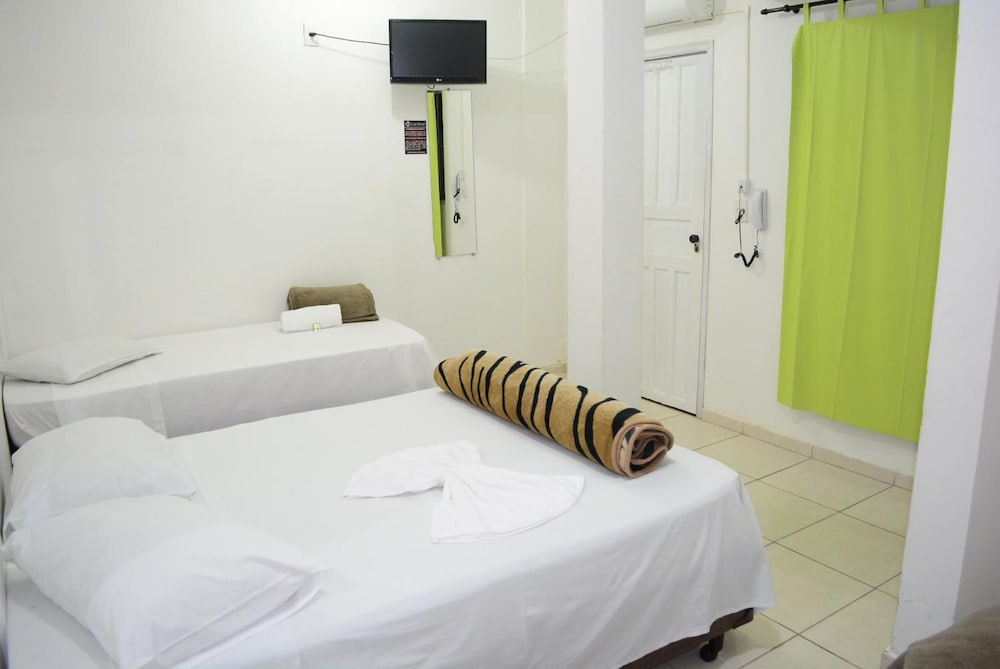 Lize Hotel-Hostel