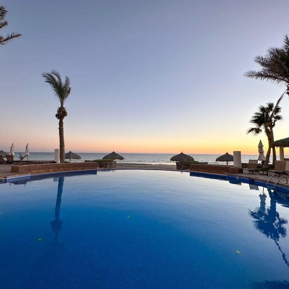 Serenity by the Sea Stunning Beachfront Condo