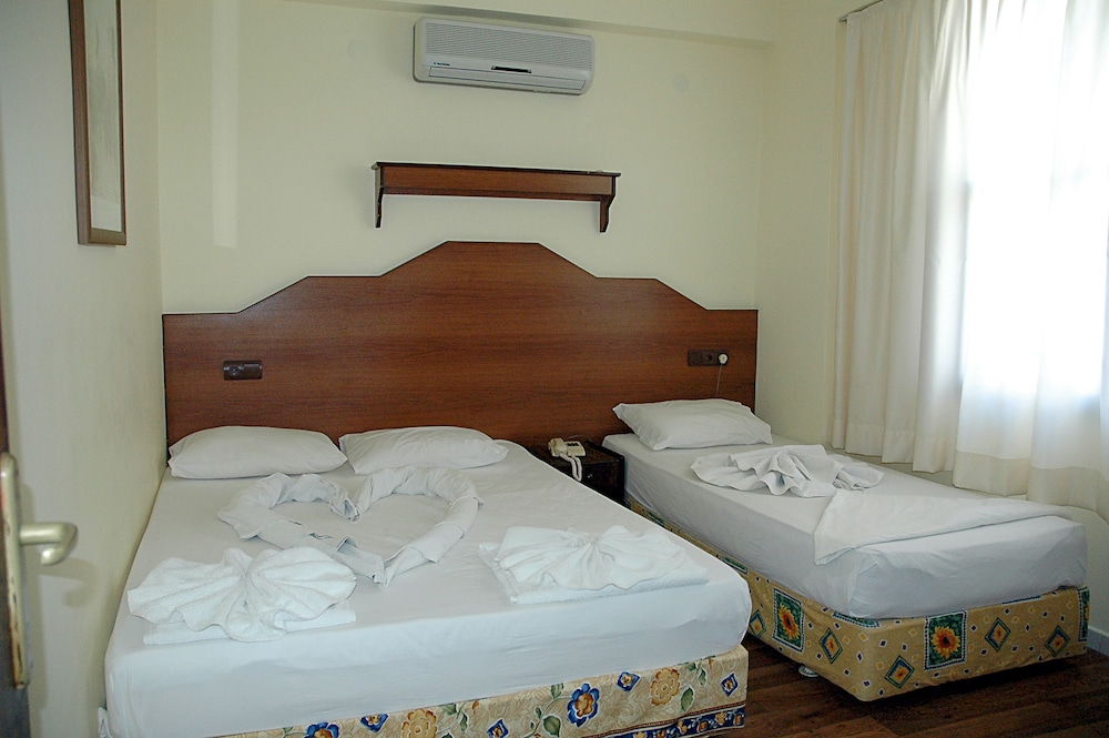 Kardelen Apart Otel - Campground view 4
