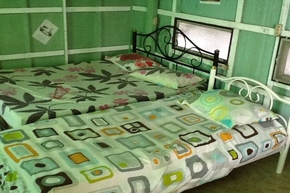 New Phiman Riverview Guesthouse - Hostel - Image 2