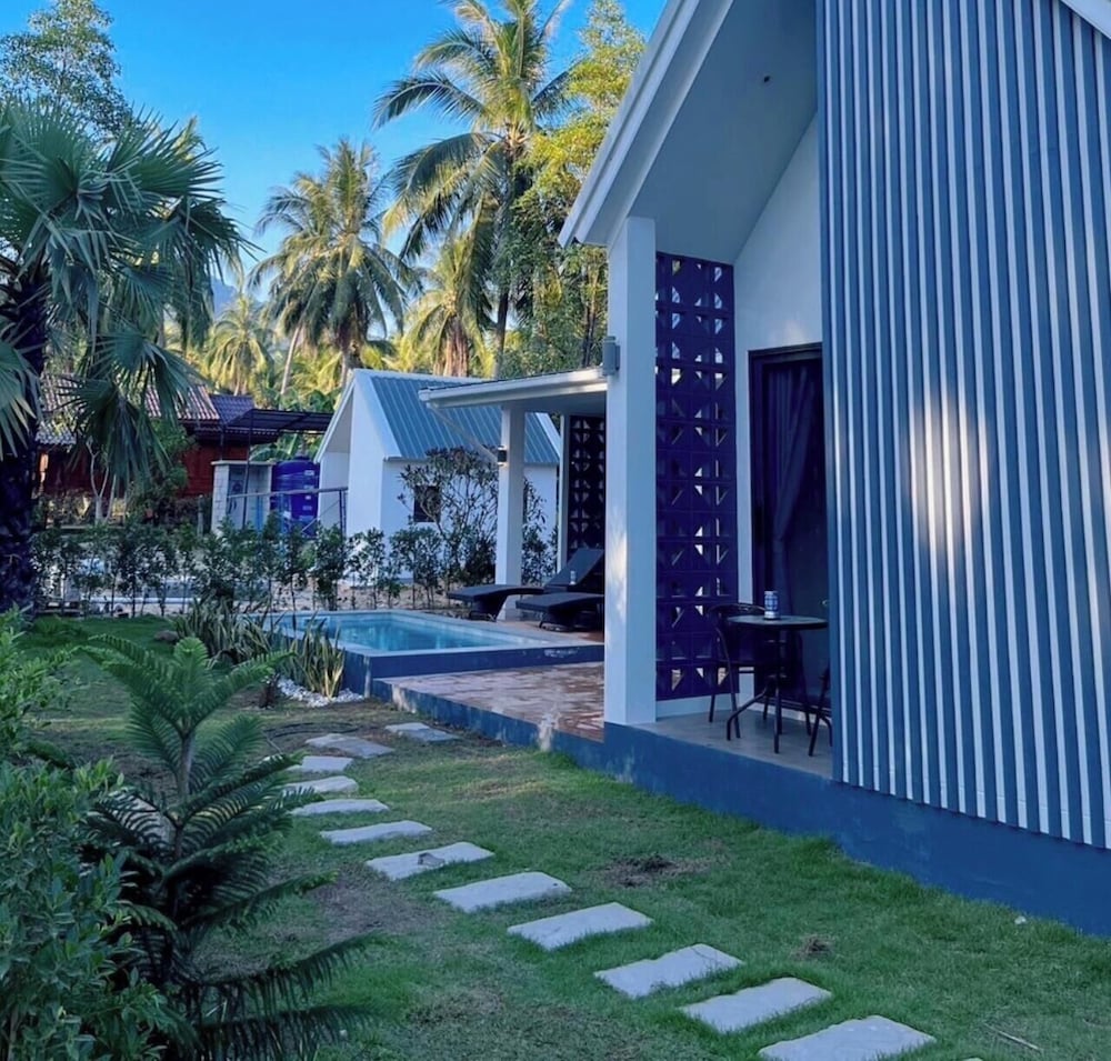 DANU COCO Pool Villa
