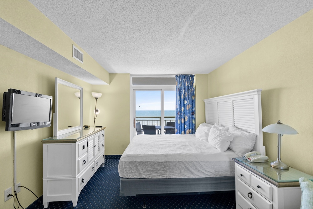 Myrtle Beach Vacations - 3 BR Units at Bay Watch by Elliott - Property Image 4