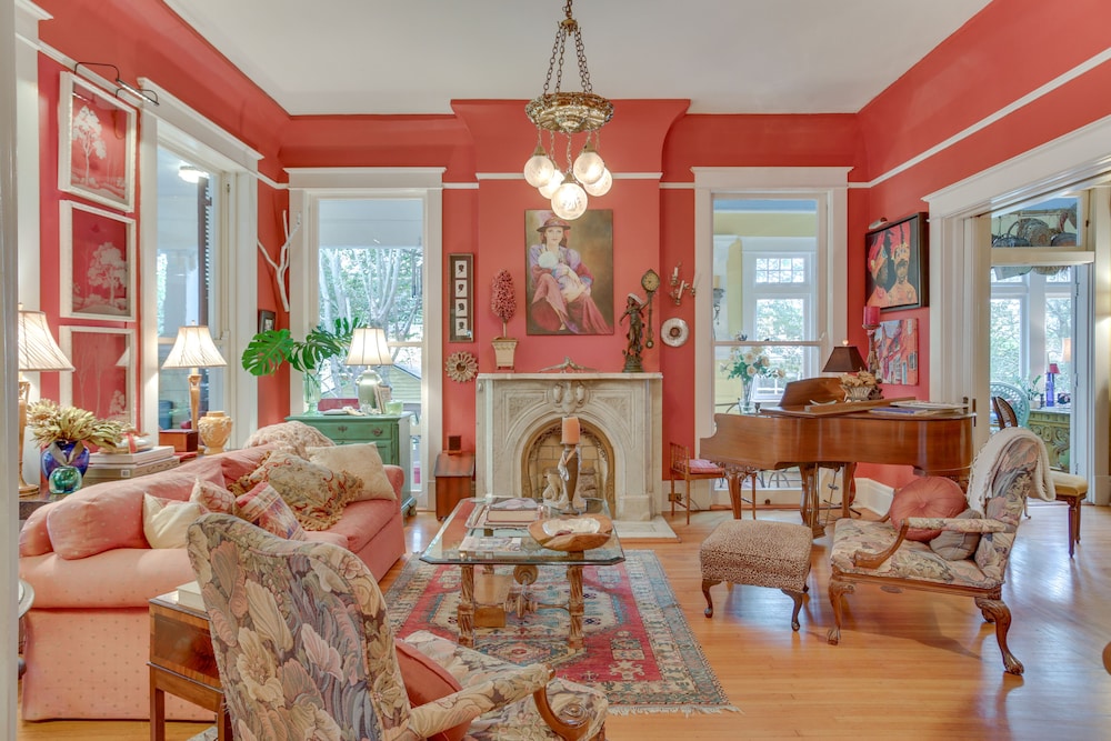 New Orleans Vacations - Lavish New Orleans Haven w/ Private Pool! - Property Image 17