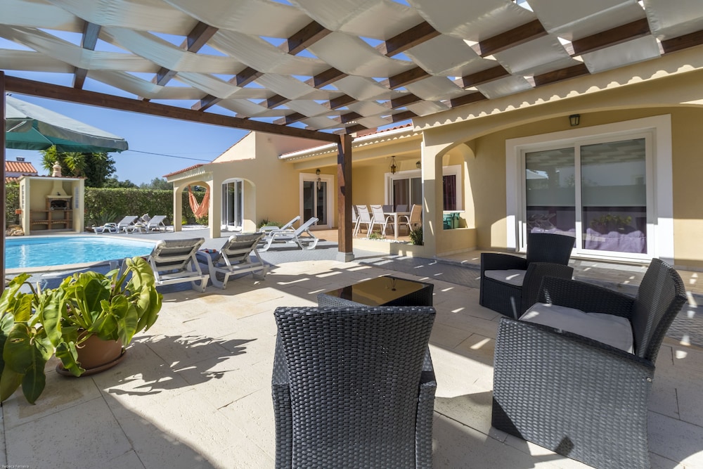 Villas2Go2 Canelas