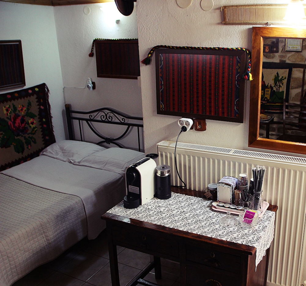 Aristotelis Traditional Guest House
