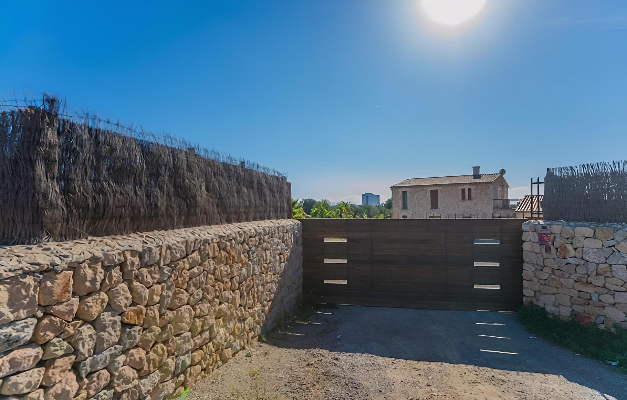 Finca de les Oliveres