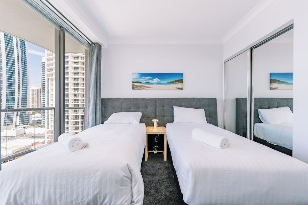 Resort Style Chevron Apartments