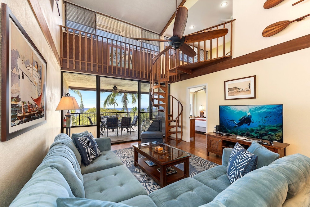 Great Ocean & Golf Views - 2 Bedrooms + Loft - Private Outdoor Patio - Vrkcv