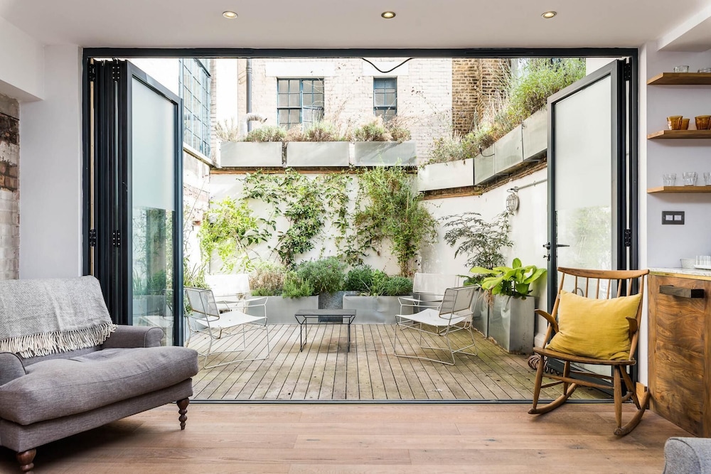 Stunning 3BD Flat With Garden in Shoreditch Zone 1
